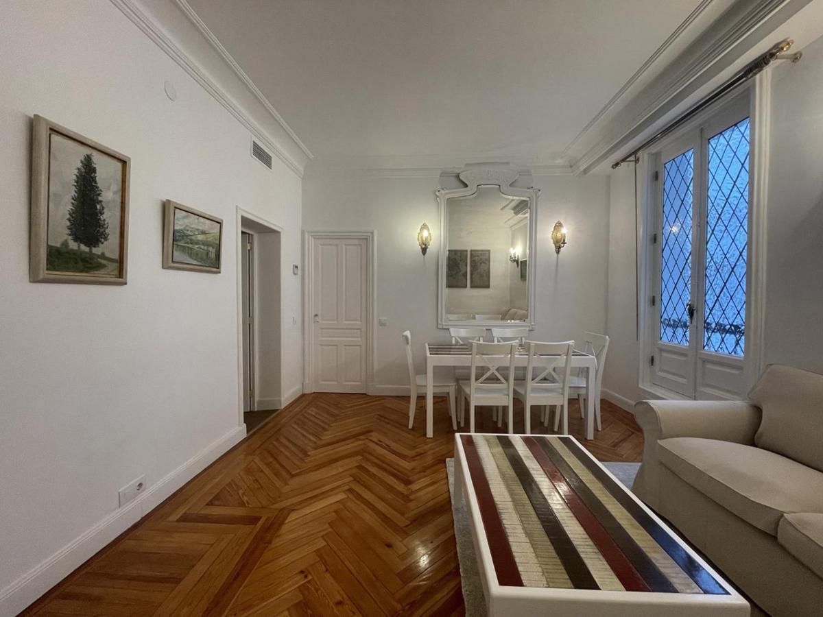 Apartamentos Alcala มาดริด ภายนอก รูปภาพ