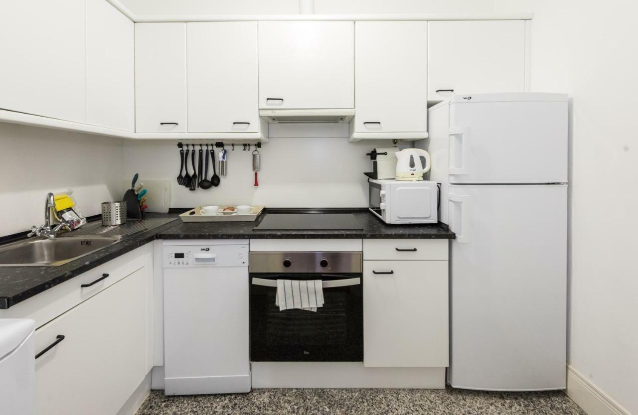 Apartamentos Alcala มาดริด ภายนอก รูปภาพ