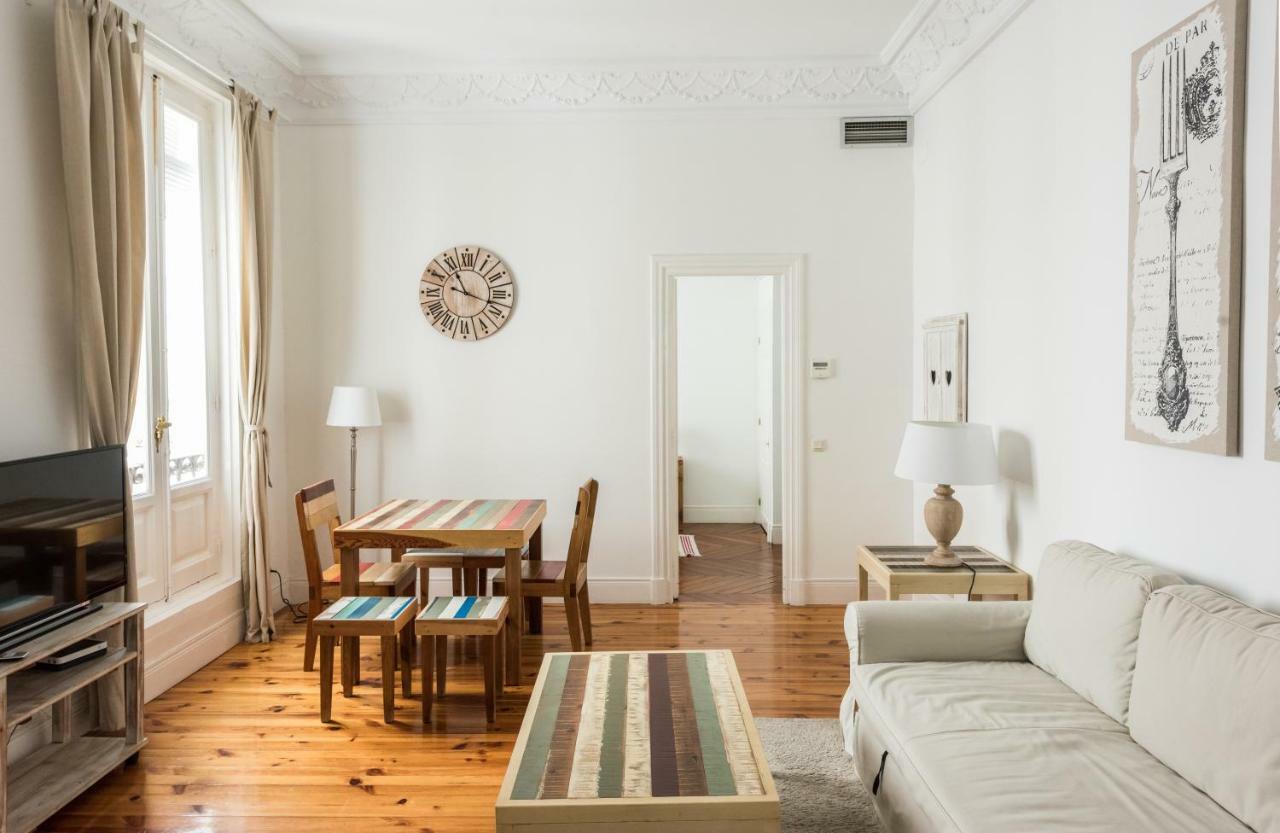 Apartamentos Alcala มาดริด ภายนอก รูปภาพ