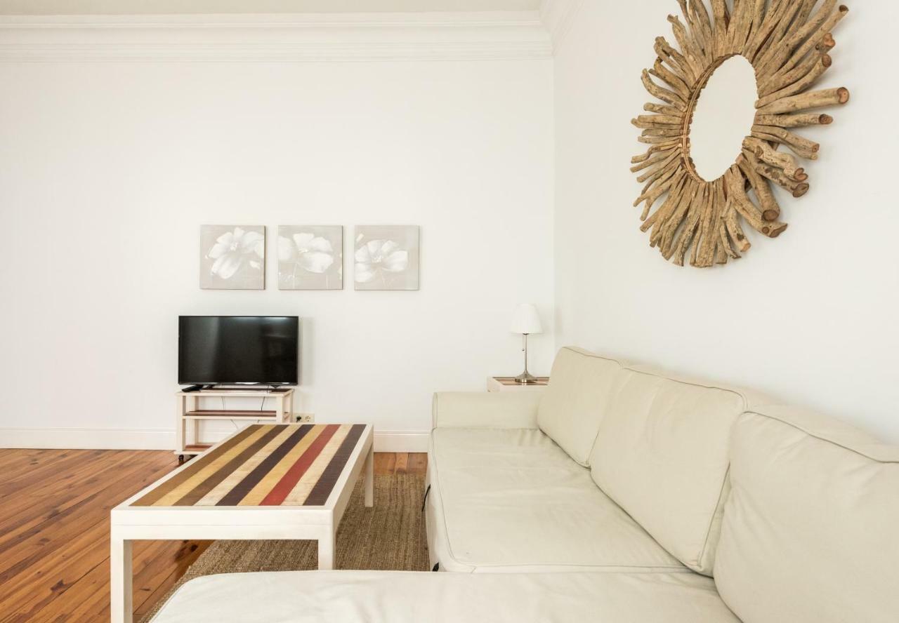 Apartamentos Alcala มาดริด ภายนอก รูปภาพ